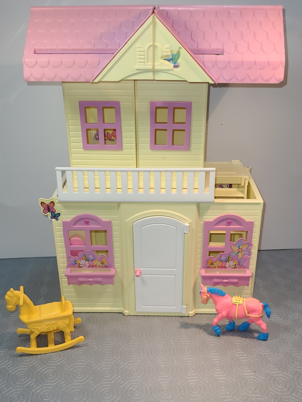 Vintage Kelly Pop-Up Play House(incomplete)